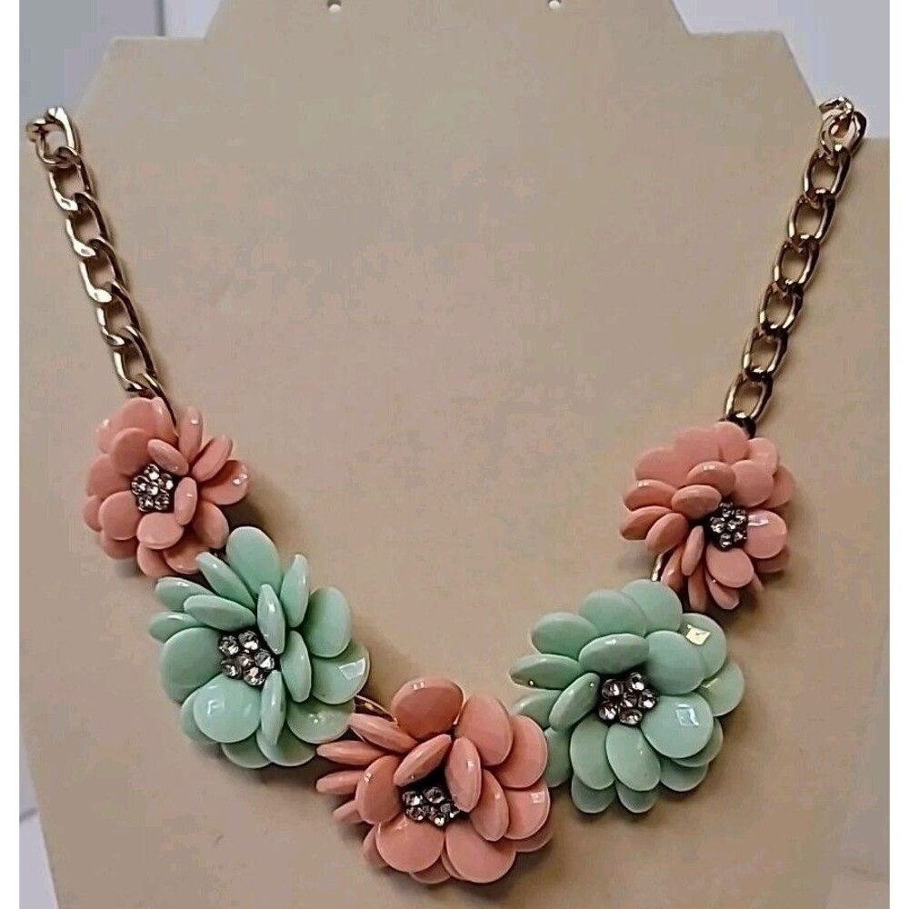 Pastel Mint Pink Chunky Flowers Rhinestone Necklace Gold Tone 16" 3" Ext